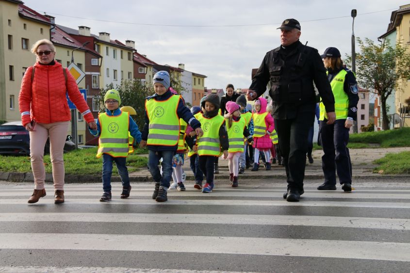 Dzieci na pasach